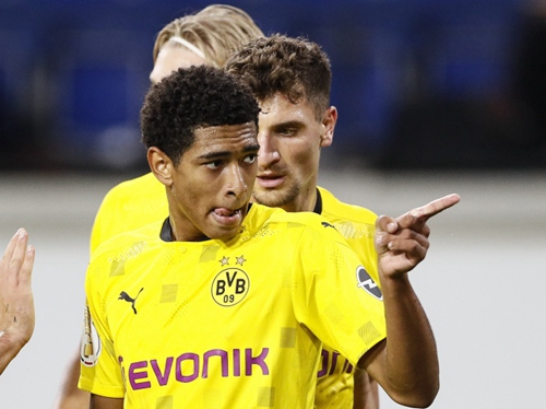 端展现了强 端展现了强