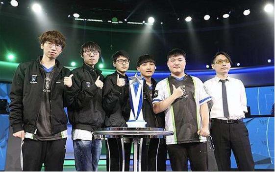 邱彪的执教 邱彪的执教