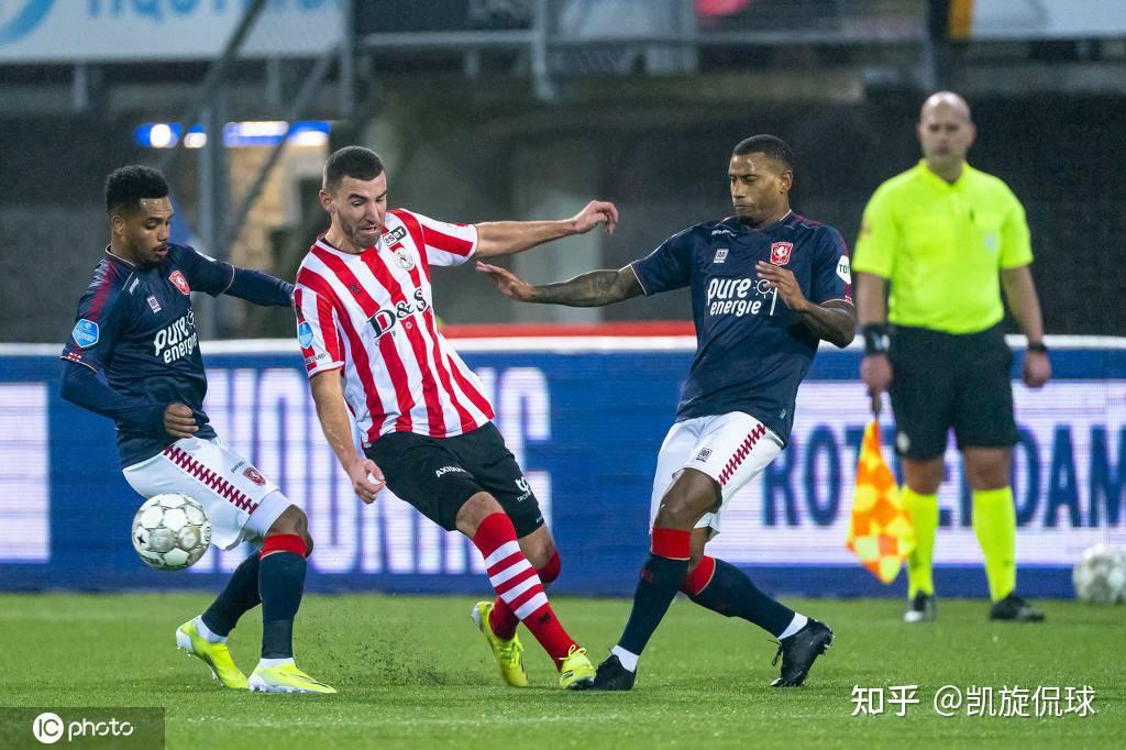 其成立初期 其成立初期