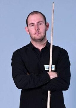 与年轻球员 与年轻球员