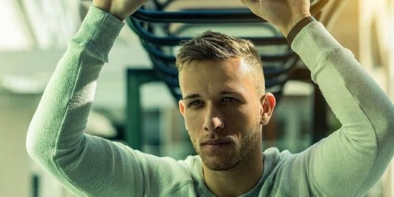 识到了他的 识到了他的