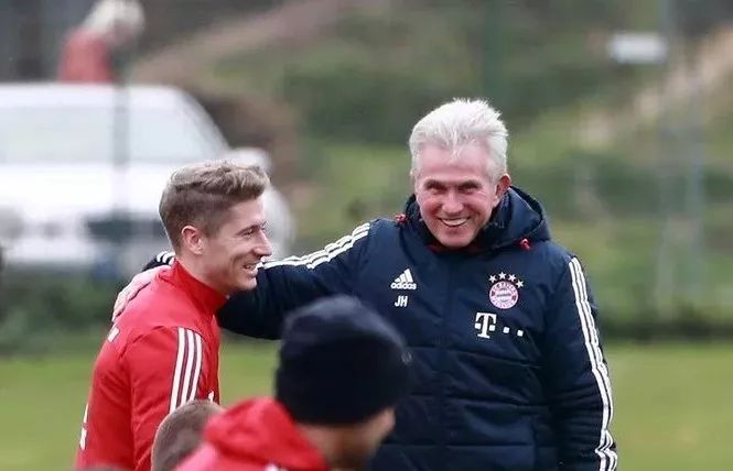 把持球威脅 把持球威脅