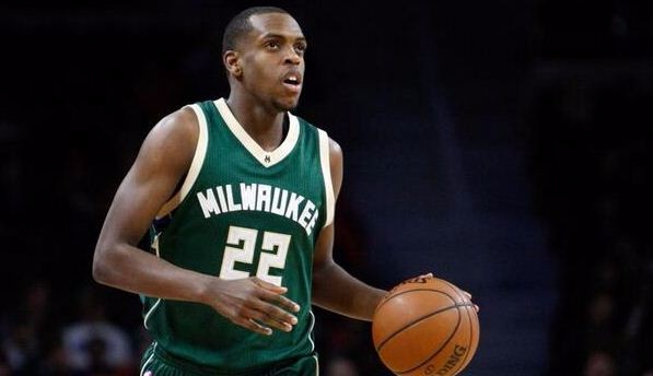 足英超的底 足英超的底